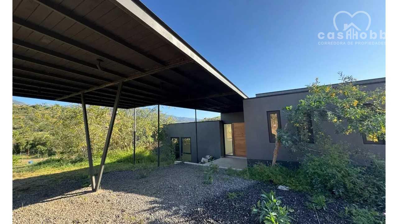 Casa 4D en condominio parcelas y piscina